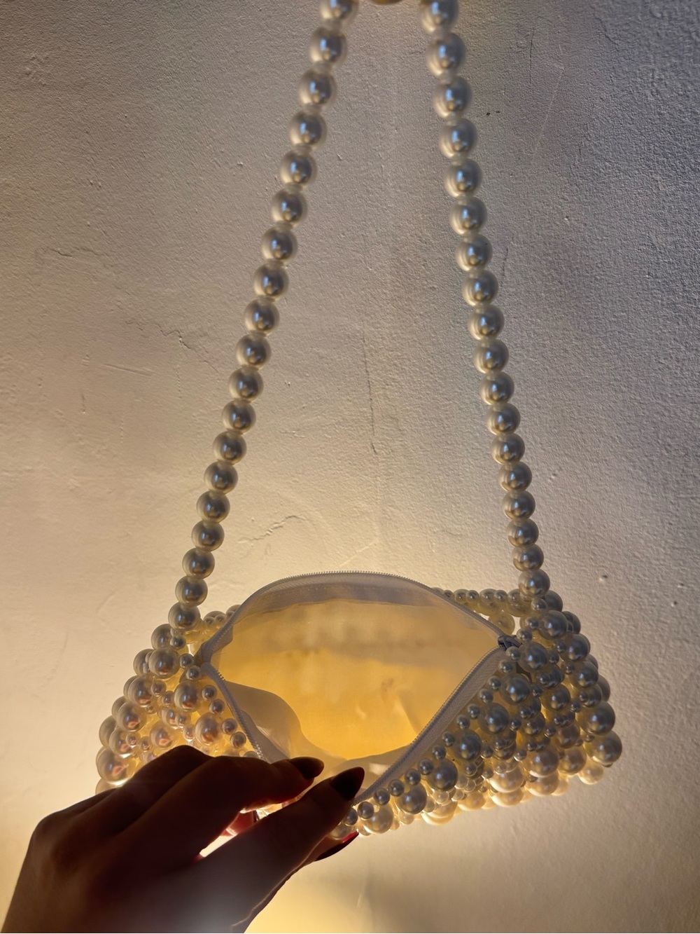 Bridal Pearl Shoulder Bag - Picture 4 of 7